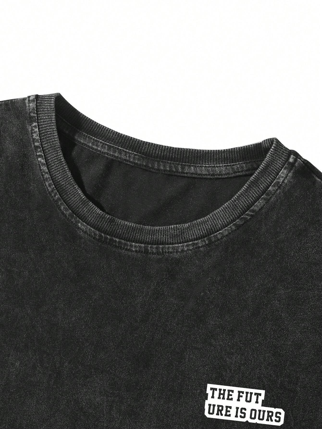 Men’s Oversized Distressed T-Shirt – Futury Lady T-Shirt