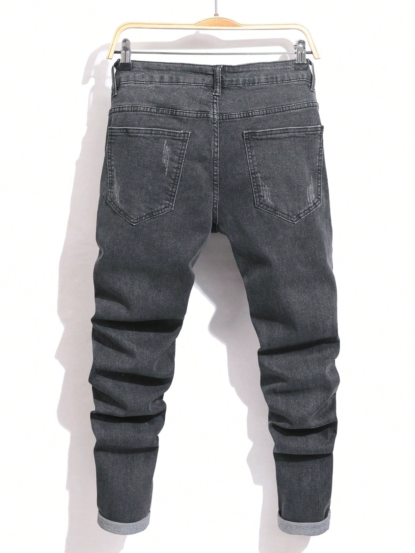 Men’s Distressed Jeans with Details – Dallas Jeans